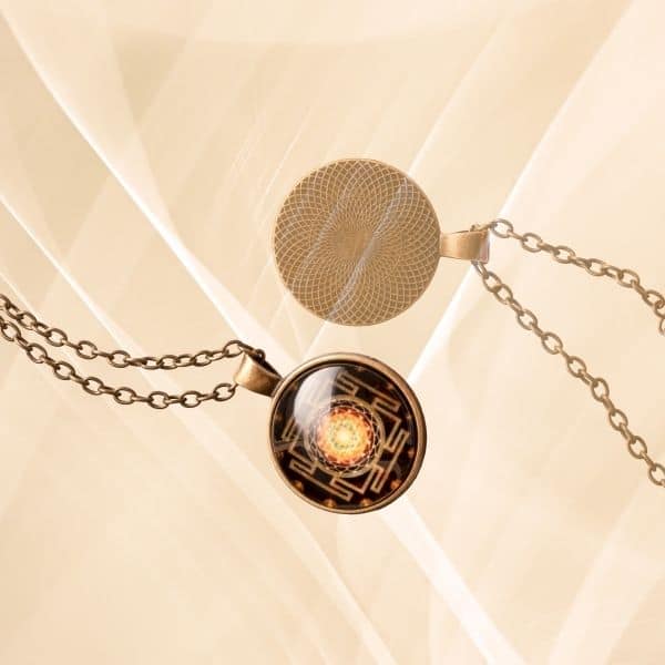 SriYantra – náhrdelník na prilákanie hojnosti a pozitívnej energie – Obrázok 3